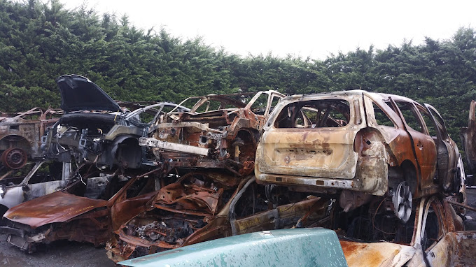 Aperçu des activités de la casse automobile DUBOURG AUTOMOBILES située à RAUZAN (33420)